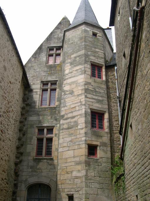  Tour de château